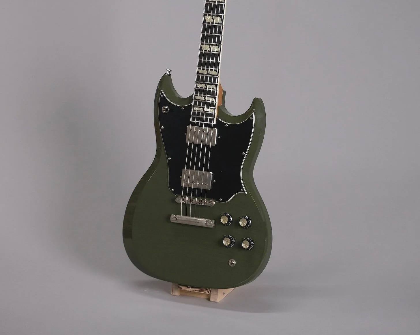 Rose Bronze - Radar — Frank Brothers Guitar Company - Boutique guitars